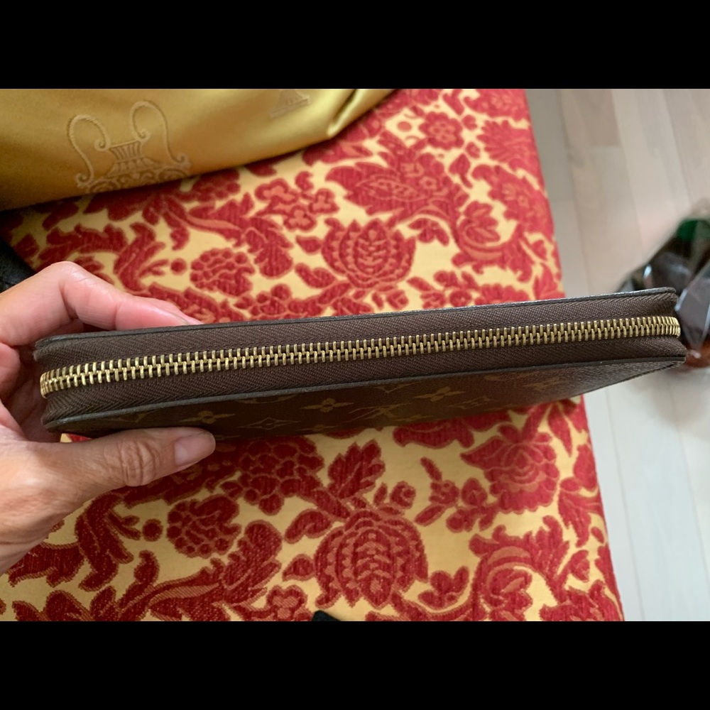 Lv Authentic Large Zippy Case Wallet, Code: Sn1015 - image 3